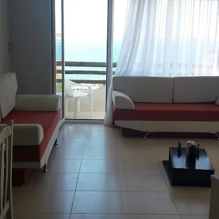 דירה Valentino Bouganville Bay סרנדה