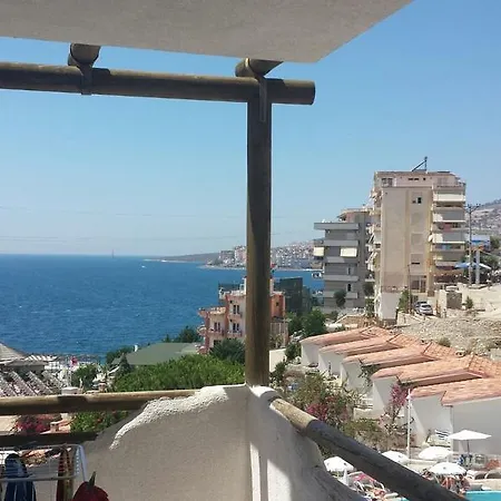 Valentino Bouganville Bay