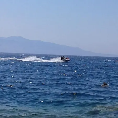 Valentino Bouganville Bay Саранда