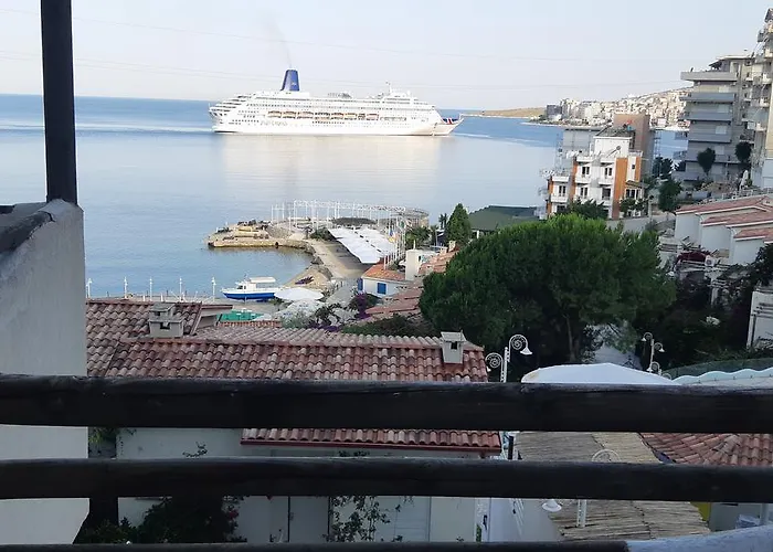 Valentino Bouganville Bay * Sarandë